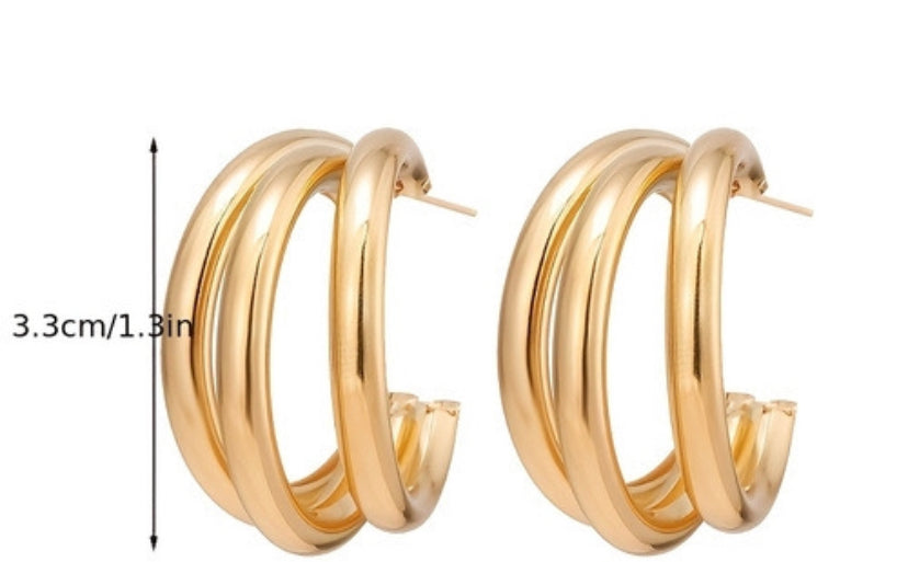 Multi-layer C-shaped style earrings